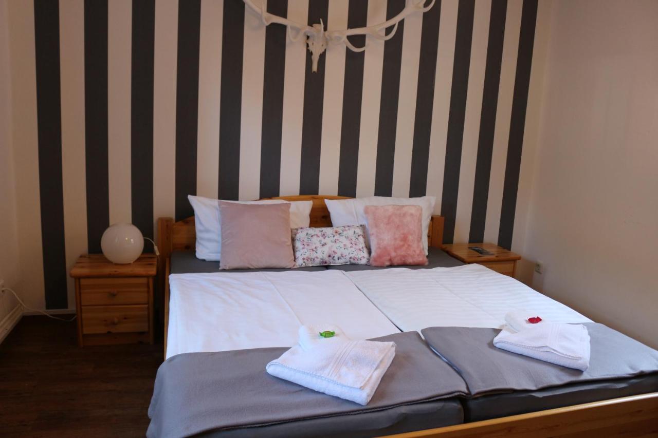 Altstadtcafe Und Pension Havelberg Dış mekan fotoğraf